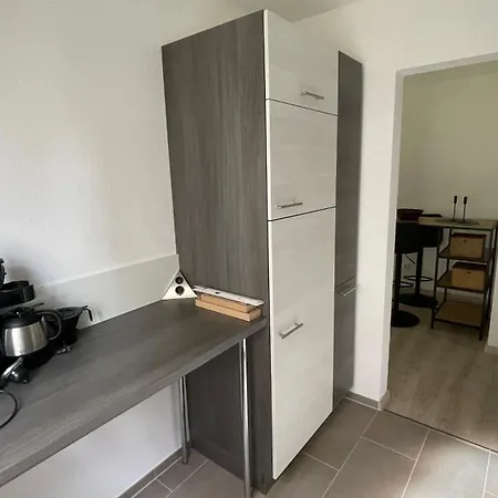 Nagelneue Gemuetliche 2-zi-wohnung Appartamento Trossingen