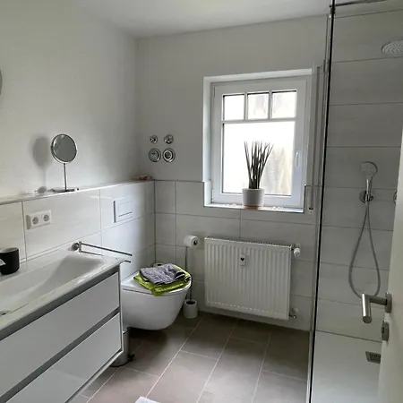 Nagelneue Gemuetliche 2-zi-wohnung Trossingen